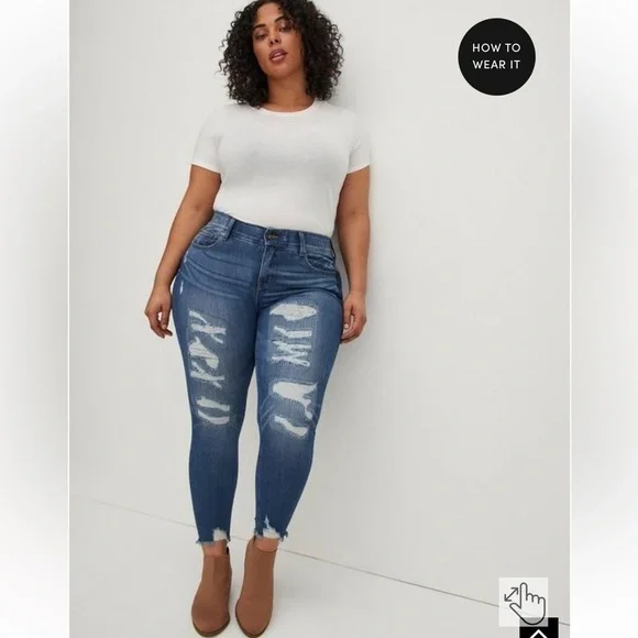 TORRID Bombshell Skinny Premium Stretch High-Rise Destructed Jean - Picture 4 of 11